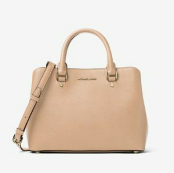 Michael Kors Handbags - NWT Michael Kors Savannah MD Satchel